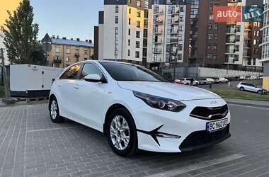 Хэтчбек Kia Ceed 2022 в 