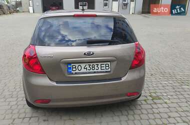 Хетчбек Kia Ceed 2007 в 