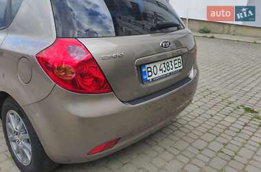 Хетчбек Kia Ceed 2007 в 