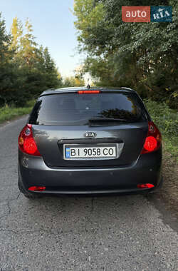 Хэтчбек Kia Ceed 2007 в Кобеляках