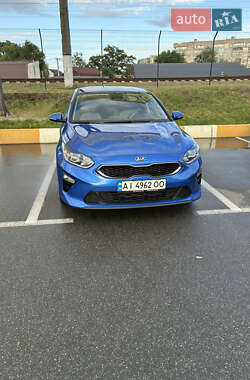 Хэтчбек Kia Ceed 2019 в 