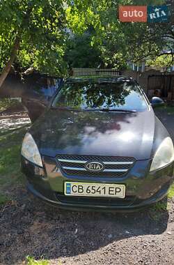 Хэтчбек Kia Ceed 2007 в Чернигове