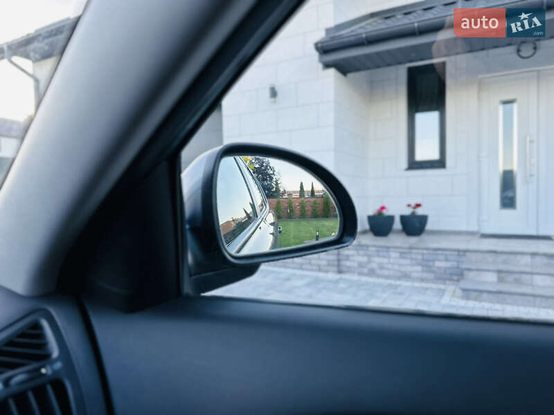 Хэтчбек Kia Ceed 2009 в Луцке