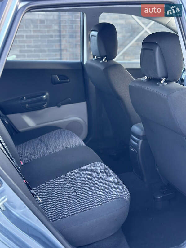 Хэтчбек Kia Ceed 2009 в Луцке