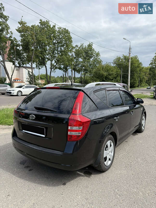 Универсал Kia Ceed 2008 в Сумах