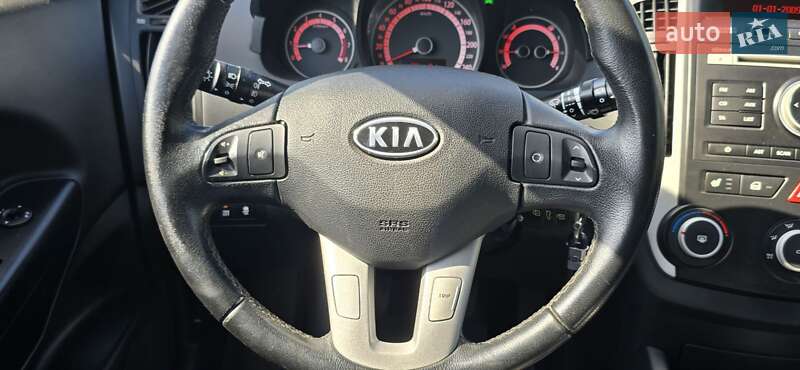 Универсал Kia Ceed 2009 в Золочеве