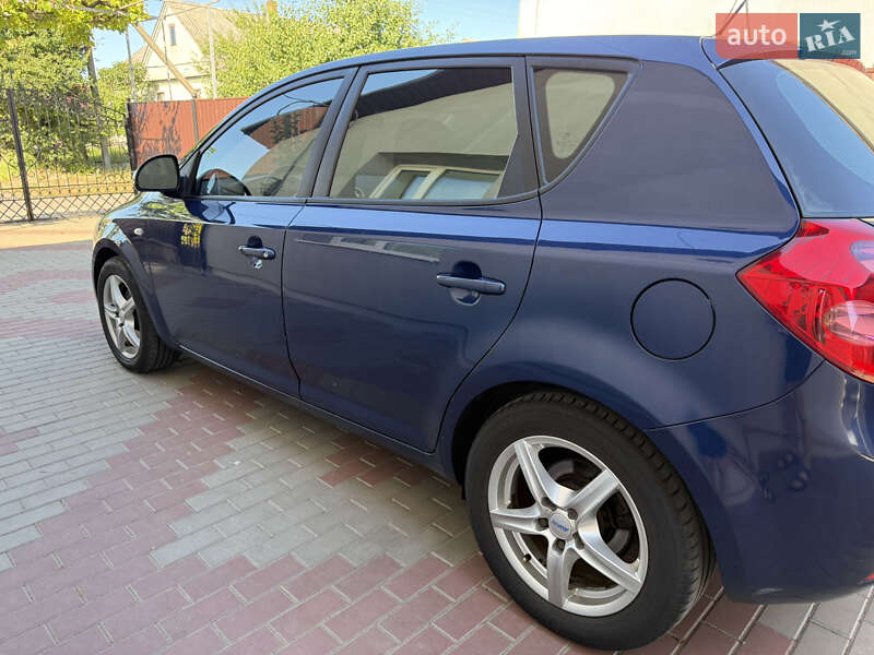 Хетчбек Kia Ceed 2008 в Луцьку