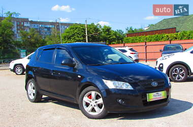 Хэтчбек Kia Ceed 2008 в Кропивницком