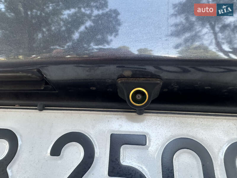 Хэтчбек Kia Ceed 2012 в Чернигове