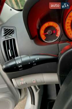 Хэтчбек Kia Ceed 2007 в 