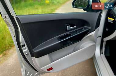Хэтчбек Kia Ceed 2007 в 