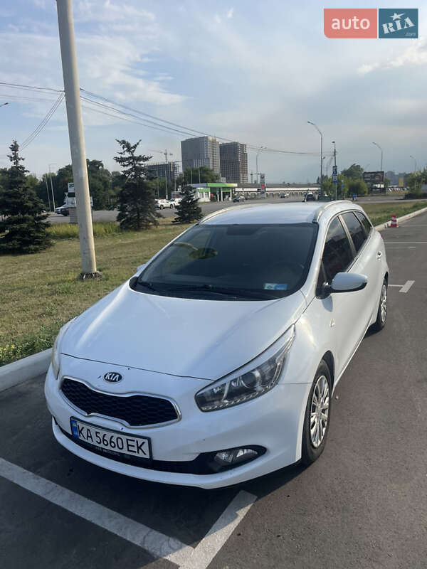 Универсал Kia Ceed 2013 в 
