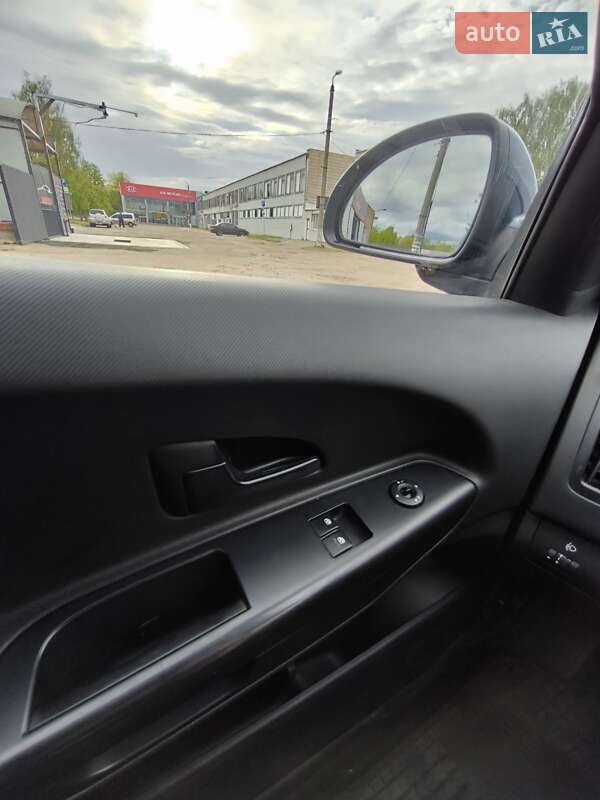 Хэтчбек Kia Ceed 2008 в Чернигове