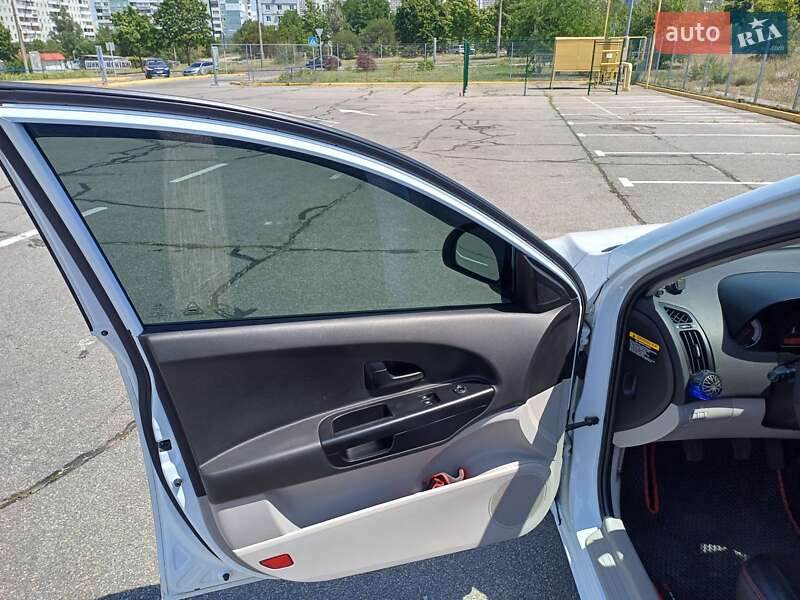 Универсал Kia Ceed 2008 в Запорожье