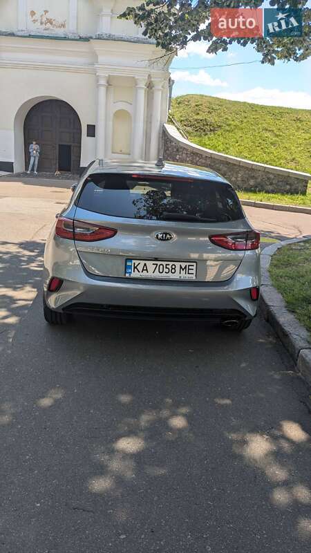 Хэтчбек Kia Ceed 2019 в Киеве