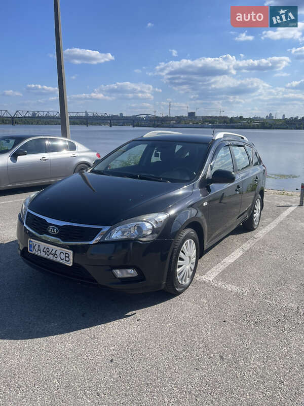 Универсал Kia Ceed 2009 в 