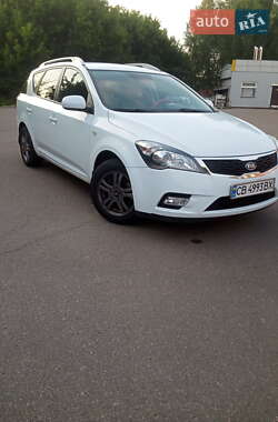 Универсал Kia Ceed 2012 в Чернигове