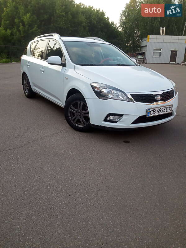 Универсал Kia Ceed 2012 в 