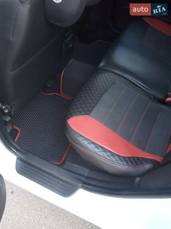 Универсал Kia Ceed 2012 в Чернигове