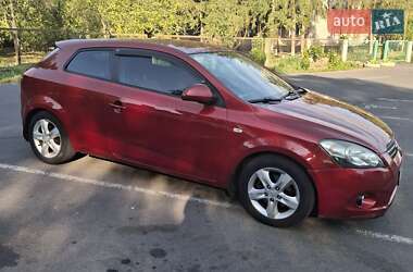 Хэтчбек Kia Ceed 2008 в Ладыжине