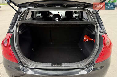 Хэтчбек Kia Ceed 2008 в 