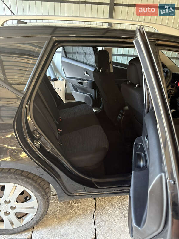 Универсал Kia Ceed 2010 в Долинской