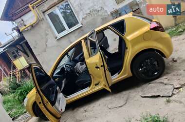 Хетчбек Kia Ceed 2007 в 