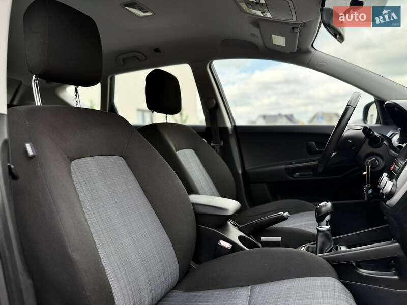 Универсал Kia Ceed 2011 в Луцке