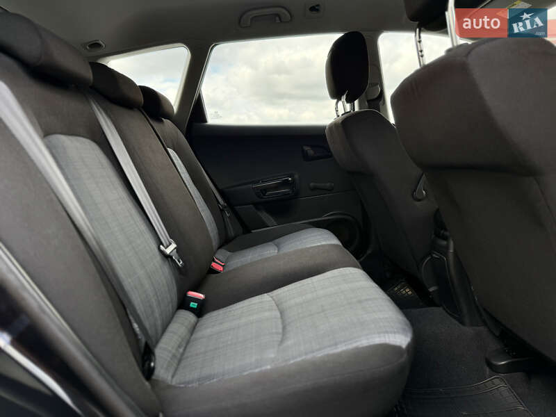 Универсал Kia Ceed 2011 в Луцке