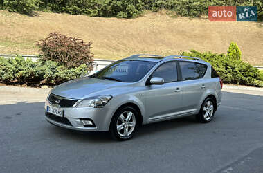 Универсал Kia Ceed 2010 в Полтаве