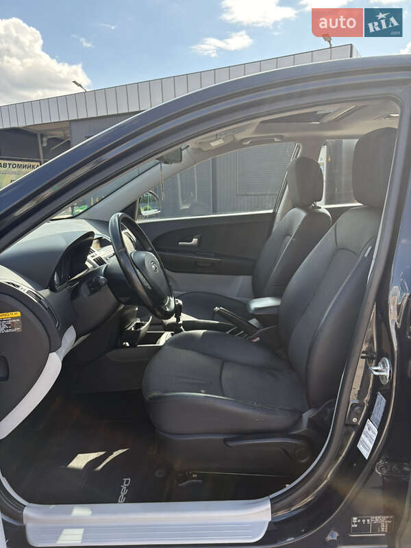 Хэтчбек Kia Ceed 2008 в Белой Церкви