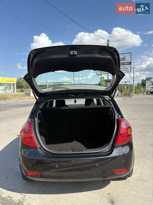 Хэтчбек Kia Ceed 2008 в Белой Церкви