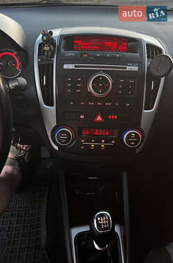 Универсал Kia Ceed 2010 в 