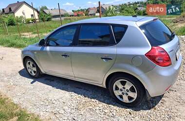 Універсал Kia Ceed 2008 в Дрогобичі
