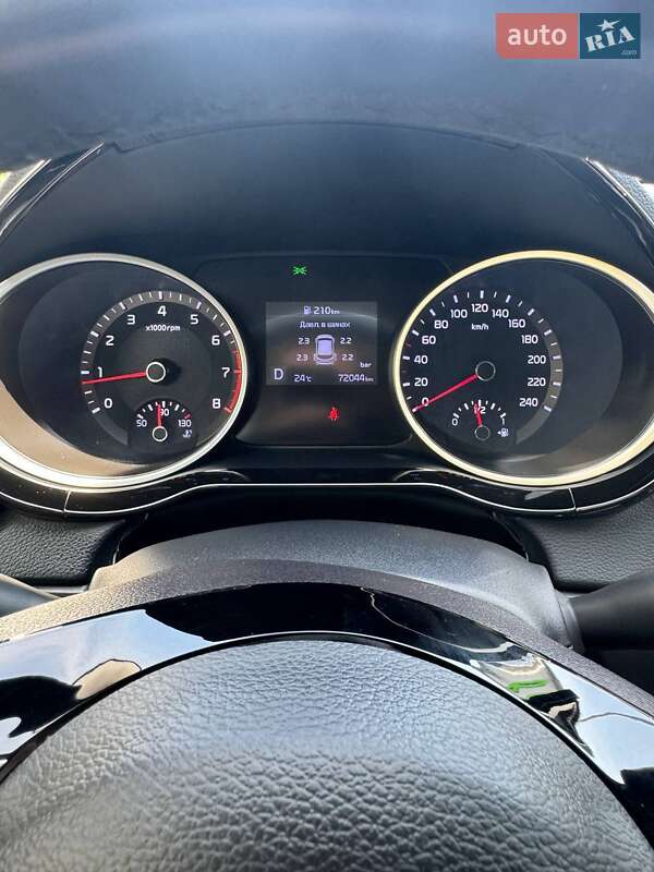 Хэтчбек Kia Ceed 2019 в Вишневом