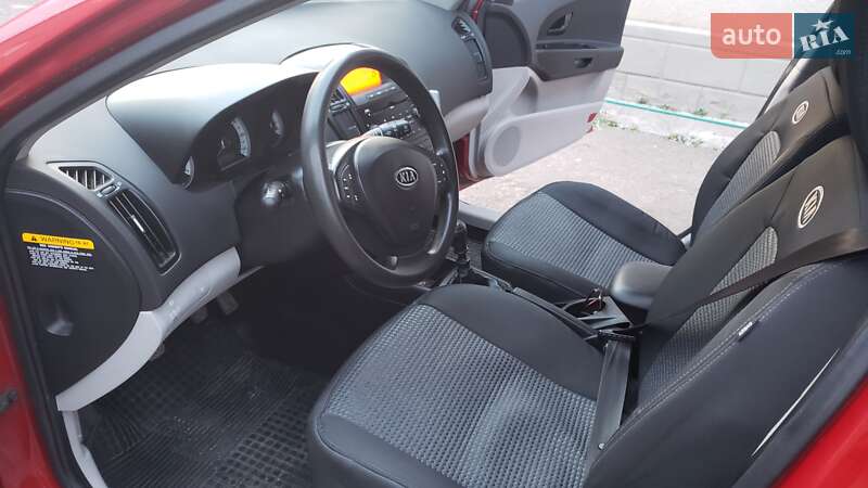 Универсал Kia Ceed 2008 в Шумске