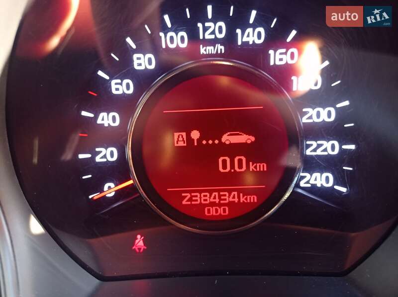 Хэтчбек Kia Ceed 2013 в Кагарлыке