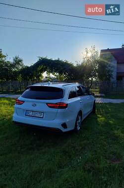 Универсал Kia Ceed 2019 в Львове