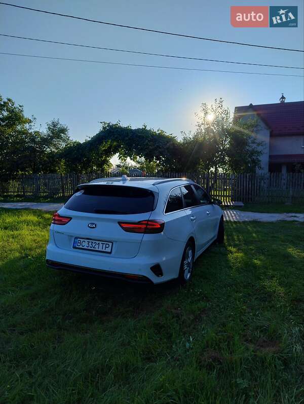 Универсал Kia Ceed 2019 в Львове