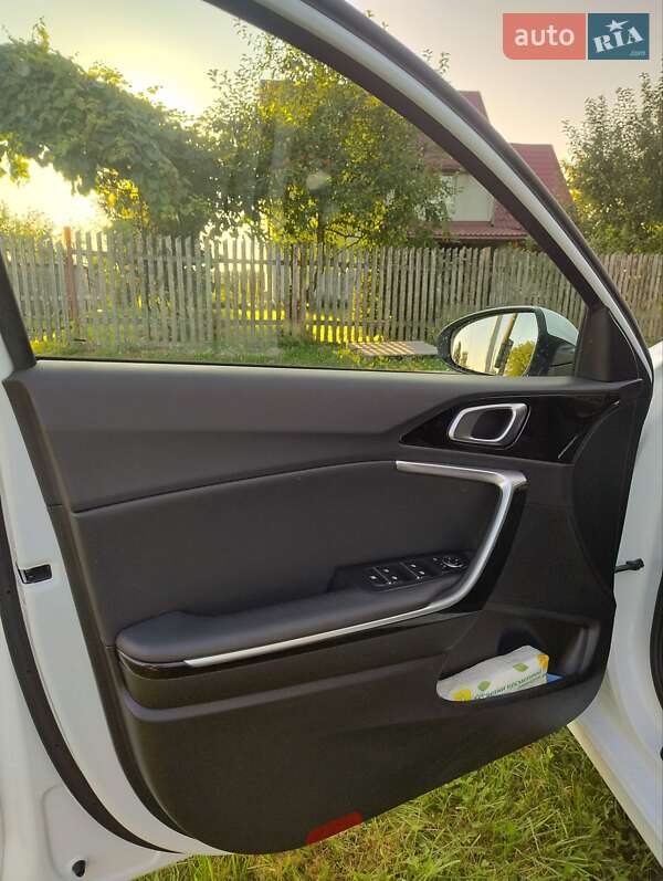 Универсал Kia Ceed 2019 в Львове