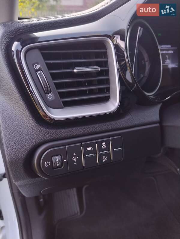 Универсал Kia Ceed 2019 в Львове