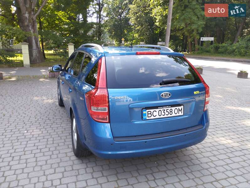 Универсал Kia Ceed 2012 в Львове