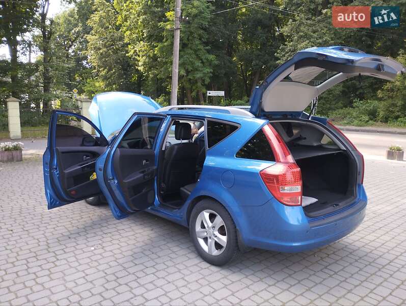 Универсал Kia Ceed 2012 в Львове