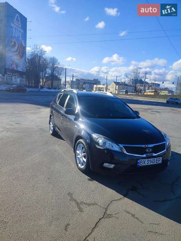 Універсал Kia Ceed 2010 в Житомирі фото 3 Універсал Kia Ceed 2010 в Житомирі