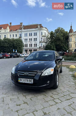 Хетчбек Kia Ceed 2008 в Чернівцях