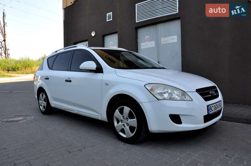 Универсал Kia Ceed 2009 в Львове