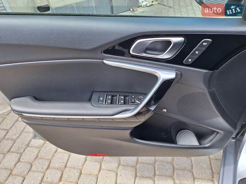 Универсал Kia Ceed 2018 в Сваляве фото 18 Универсал Kia Ceed 2018 в Сваляве