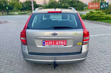 Универсал Kia Ceed 2010 в 