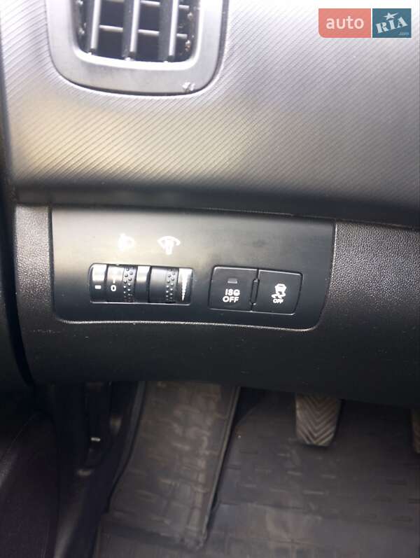 Хэтчбек Kia Ceed 2011 в Киеве фото 18 Хэтчбек Kia Ceed 2011 в Киеве