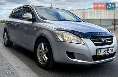 Хетчбек Kia Ceed 2008 в Києві